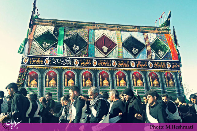 گزارش تصویری: مراسم روز عاشورای حسینی در مزینان