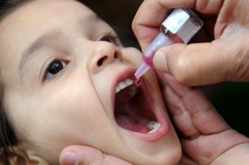 اجرای واکسیناسیون تکمیلی فلج اطفال کودکان زیر ۵ سال در سبزوار